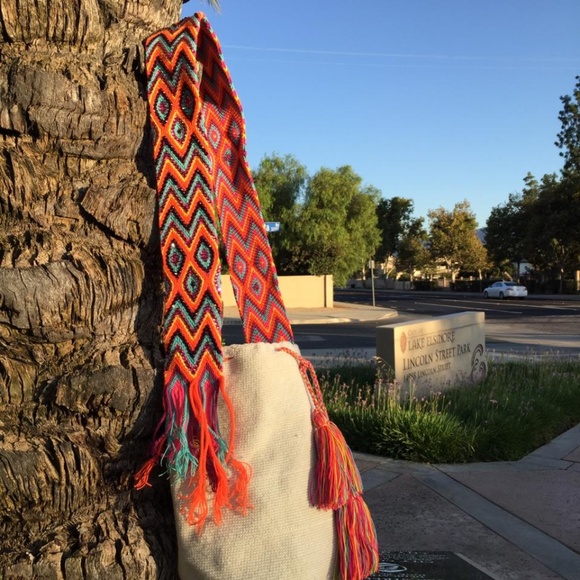 Mochilas 100% handmade- Colombian Wayuu Tribe Bags - Picture 3 of 3